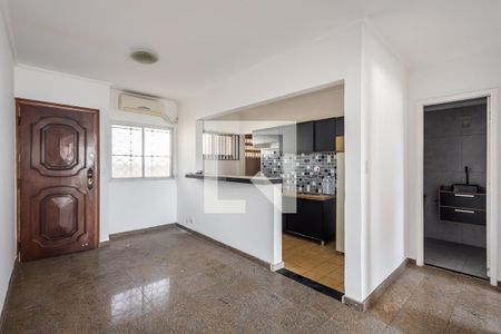 Sala de apartamento à venda com 2 quartos, 60m² em Cerqueira César, São Paulo