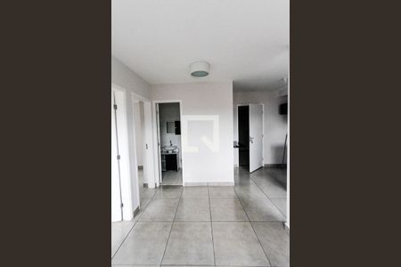 Sala de apartamento para alugar com 2 quartos, 36m² em Cidade Satelite Santa Barbara, São Paulo