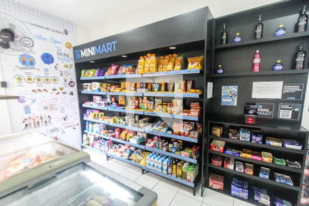 Apartamento para alugar com 36m², 2 quartos e sem vaga Apartamento para alugar com 36m², 2 quartos e sem vagaÁrea comum - mercado