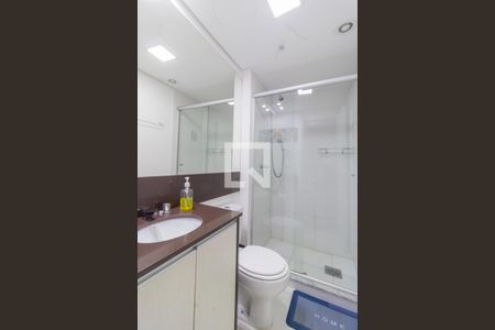 Apartamento para alugar com 68m², 2 quartos e 1 vaga Apartamento para alugar com 68m², 2 quartos e 1 vagaBanheiro da Suíte