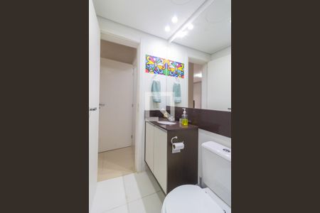 Apartamento para alugar com 68m², 2 quartos e 1 vaga Apartamento para alugar com 68m², 2 quartos e 1 vagaBanheiro da Suíte