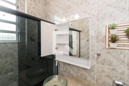 Apartamento para alugar com 60m², 2 quartos e sem vaga Apartamento para alugar com 60m², 2 quartos e sem vagaBanheiro