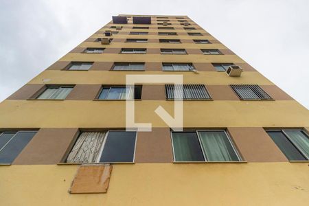 Apartamento para alugar com 55m², 2 quartos e 1 vaga Apartamento para alugar com 55m², 2 quartos e 1 vagaFachada