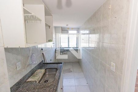 Apartamento para alugar com 55m², 2 quartos e 1 vaga Apartamento para alugar com 55m², 2 quartos e 1 vagaCozinha e Área de Serviço