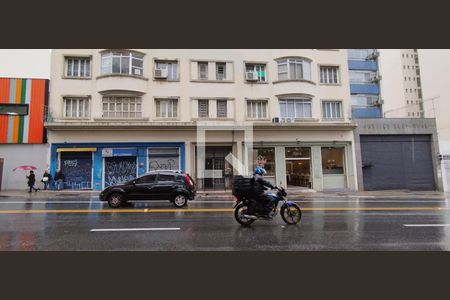 Apartamento à venda com 80m², 2 quartos e sem vagaFachada