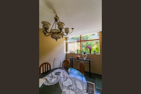 Casa à venda com 800m², 5 quartos e 8 vagasCozinha