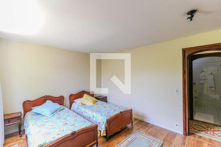 Casa à venda com 800m², 5 quartos e 8 vagasQuarto 2