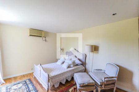 Casa à venda com 800m², 5 quartos e 8 vagasQuarto 3