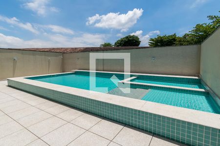 Apartamento à venda com 65m², 2 quartos e 1 vagaÁrea comum - Piscina
