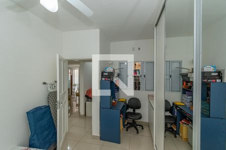 Casa à venda com 90m², 2 quartos e 8 vagas Casa à venda com 90m², 2 quartos e 8 vagasQuarto