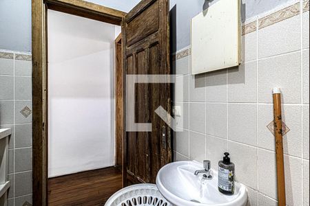 Casa à venda com 160m², 3 quartos e 1 vagaBanheiro 2