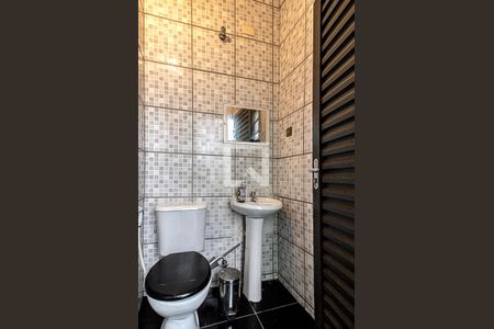 Casa à venda com 160m², 3 quartos e 1 vagaLavabo