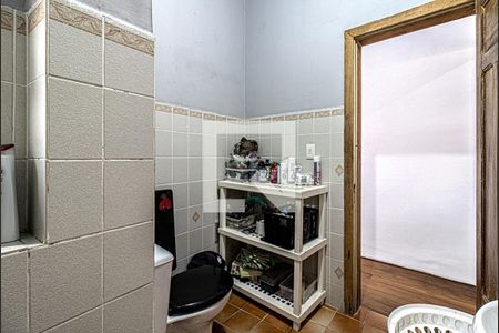 Casa à venda com 160m², 3 quartos e 1 vagaBanheiro 2