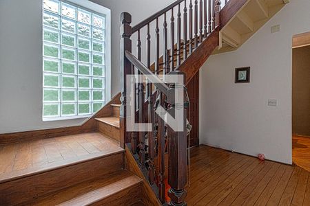 Escada de casa à venda com 3 quartos, 160m² em Aclimação, São Paulo