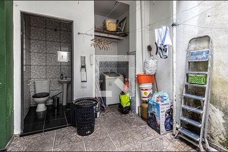 Casa à venda com 160m², 3 quartos e 1 vagaÁrea de Serviço