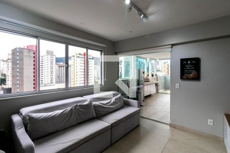 Sala de apartamento para alugar com 2 quartos, 132m² em Savassi, Belo Horizonte