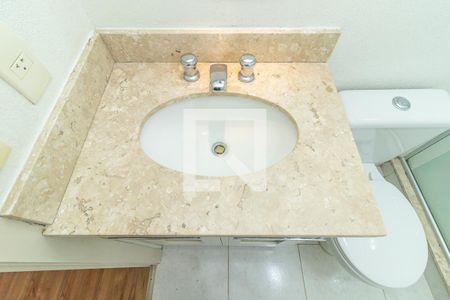 Casa de condomínio à venda com 145m², 3 quartos e 2 vagas Casa de condomínio à venda com 145m², 3 quartos e 2 vagasBanheiro