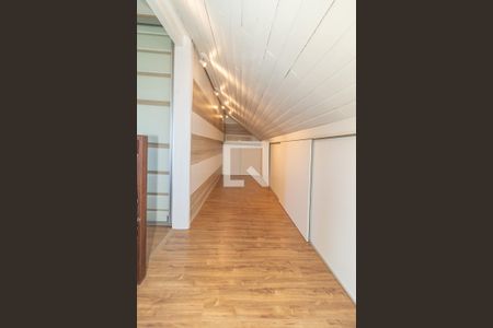Casa de condomínio à venda com 145m², 3 quartos e 2 vagas Casa de condomínio à venda com 145m², 3 quartos e 2 vagasEscritório