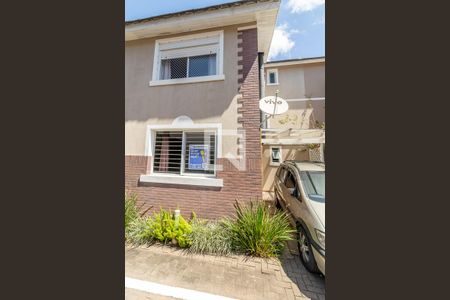 Casa de condomínio à venda com 145m², 3 quartos e 2 vagas Casa de condomínio à venda com 145m², 3 quartos e 2 vagasFachada