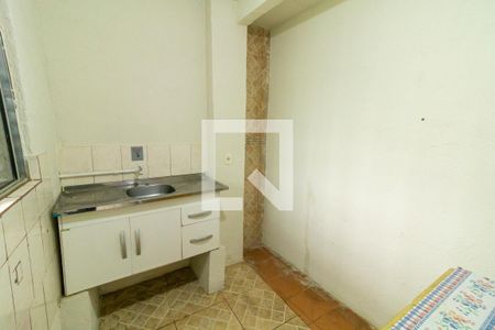 Casa à venda com 180m², 6 quartos e 2 vagas Casa à venda com 180m², 6 quartos e 2 vagasCozinha