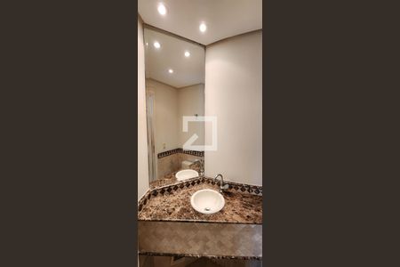 Apartamento para alugar com 200m², 4 quartos e 3 vagasLavabo