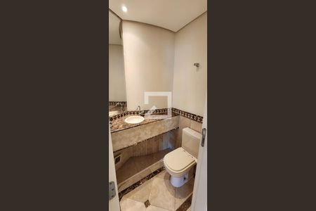 Apartamento para alugar com 200m², 4 quartos e 3 vagasLavabo