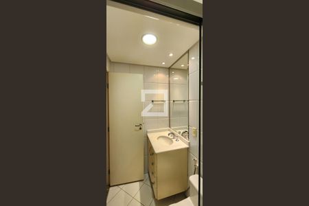 Apartamento para alugar com 200m², 4 quartos e 3 vagasBanheiro da Suíte 2