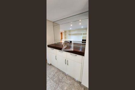 Apartamento para alugar com 200m², 4 quartos e 3 vagasEscritório