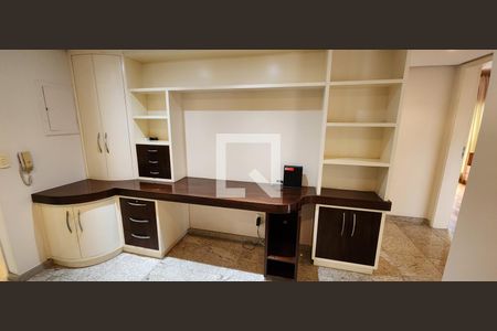 Apartamento para alugar com 200m², 4 quartos e 3 vagasEscritório