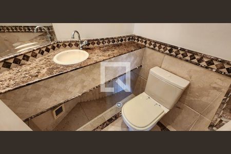 Apartamento para alugar com 200m², 4 quartos e 3 vagasLavabo