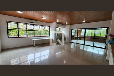 Apartamento para alugar com 200m², 4 quartos e 3 vagasÁrea comum - Salão de festas