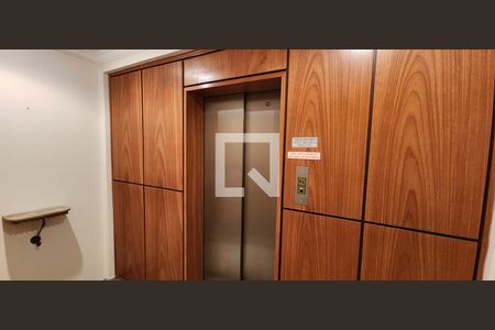 Apartamento para alugar com 200m², 4 quartos e 3 vagasHall de entrada