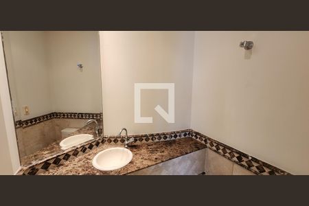 Apartamento para alugar com 200m², 4 quartos e 3 vagasLavabo