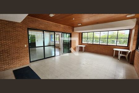 Apartamento para alugar com 200m², 4 quartos e 3 vagasÁrea comum - Salão de festas