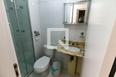 Banheiro Corredor de apartamento à venda com 3 quartos, 72m² em Lar São Paulo, São Paulo