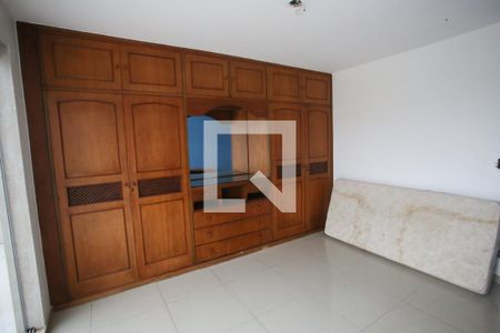 Apartamento à venda com 321m², 6 quartos e 3 vagasQuarto Suíte 3