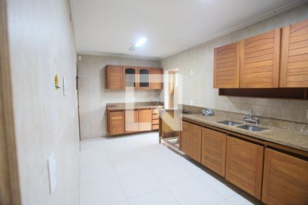Apartamento à venda com 321m², 6 quartos e 3 vagasCozinha