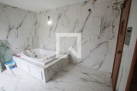 Apartamento à venda com 321m², 6 quartos e 3 vagasHidromassagem