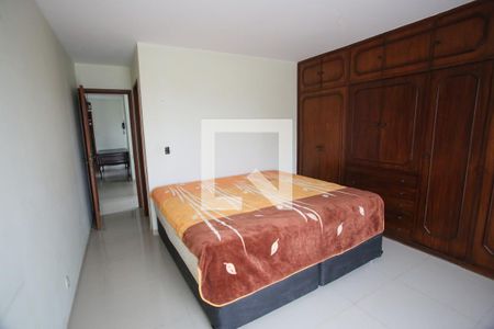 Apartamento à venda com 321m², 6 quartos e 3 vagasQuarto Suíte 2