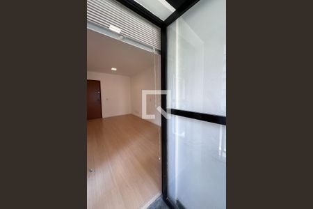 Sacada de apartamento à venda com 1 quarto, 34m² em Vila Nova Conceição, São Paulo