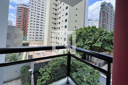 Sacada de apartamento à venda com 1 quarto, 34m² em Vila Nova Conceição, São Paulo