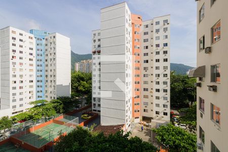 Vista da Sala de apartamento à venda com 3 quartos, 70m² em Vargem Pequena, Rio de Janeiro