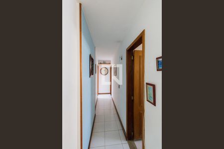 Corredor de apartamento à venda com 3 quartos, 70m² em Vargem Pequena, Rio de Janeiro