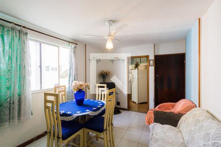 Sala de apartamento à venda com 3 quartos, 70m² em Vargem Pequena, Rio de Janeiro