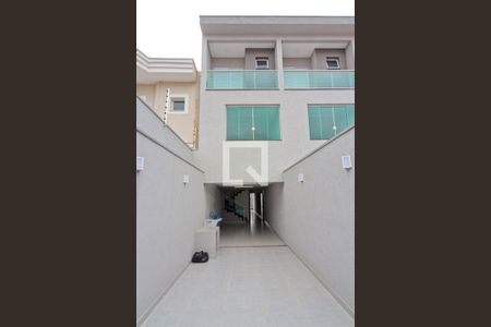 Casa à venda com 210m², 3 quartos e 4 vagas Casa à venda com 210m², 3 quartos e 4 vagasÁrea externa