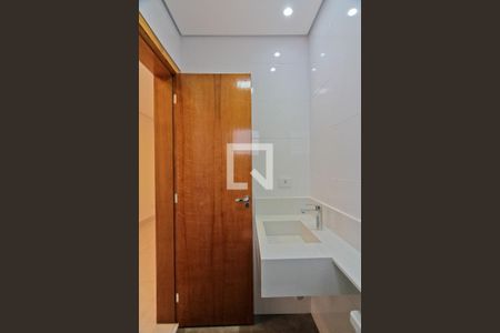 Casa à venda com 210m², 3 quartos e 4 vagas Casa à venda com 210m², 3 quartos e 4 vagasBanheiro da Suíte 1