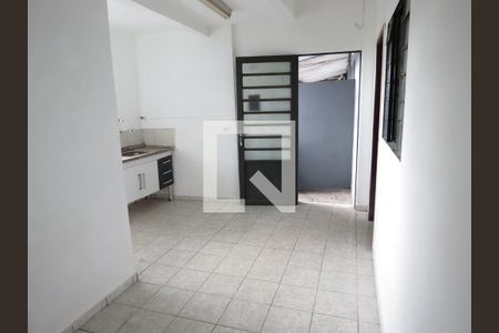 Cozinha de casa para alugar com 1 quarto, 40m² em Vila Pereira Cerca, São Paulo