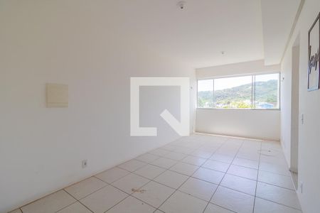 Sala de apartamento à venda com 3 quartos, 62m² em Hípica, Porto Alegre