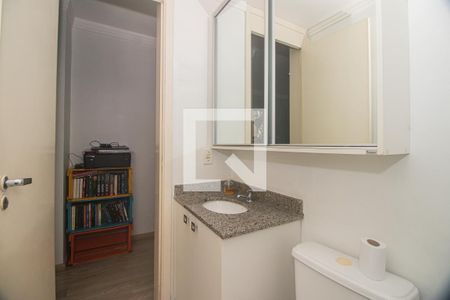 Apartamento à venda com 71m², 3 quartos e 1 vaga Apartamento à venda com 71m², 3 quartos e 1 vagaBanheiro Social