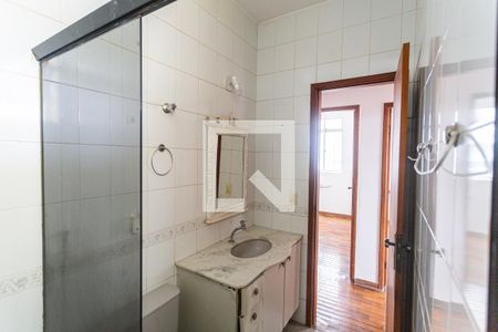Apartamento à venda com 74m², 3 quartos e 1 vaga Apartamento à venda com 74m², 3 quartos e 1 vagaBanheiro Social